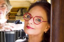 Esther Münch (Stimme und Gesang) - © kẑrme | Foto: Michael Grosler 2025